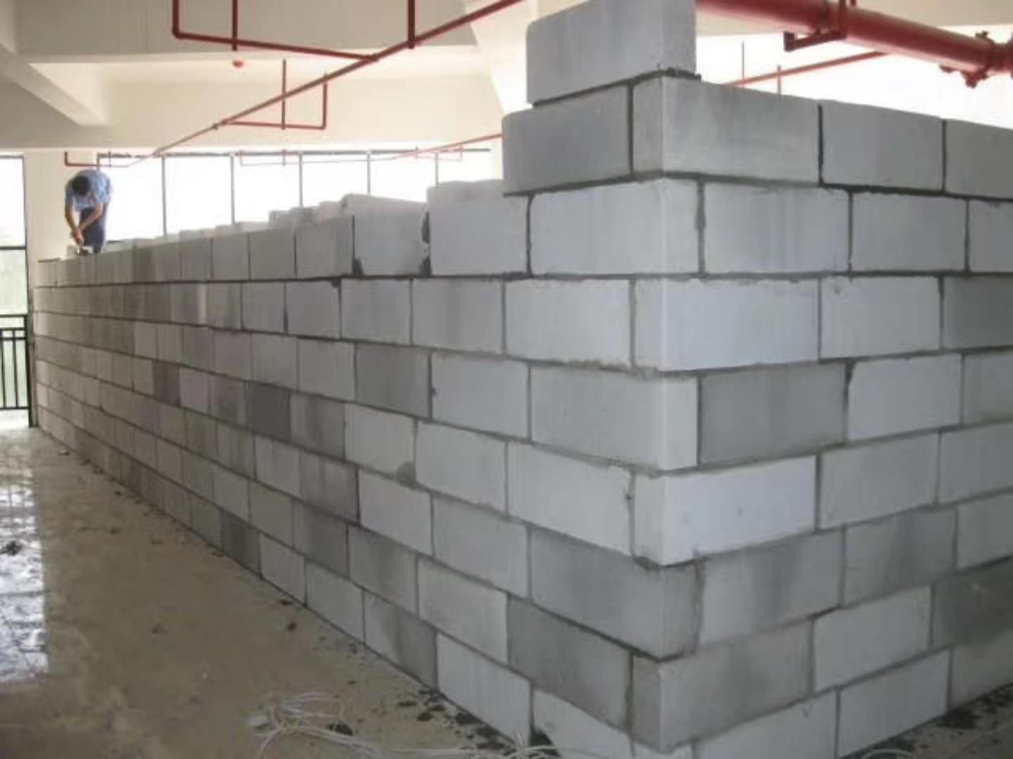 石城蒸压加气混凝土砌块承重墙静力和抗震性能的研究